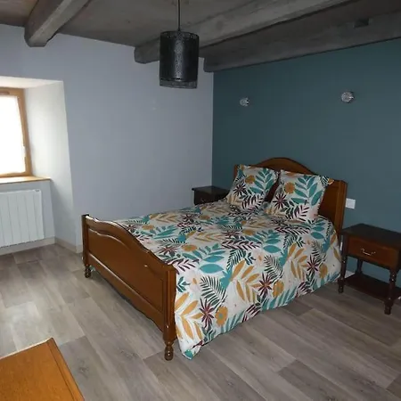Maison Entiere Situee A Proximite Du Centre Thermal De Chaudes-aigues