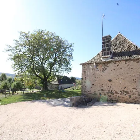 Maison Entiere Situee A Proximite Du Centre Thermal De Chaudes-aigues * Espinasse